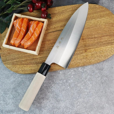 Couteau-japonais-sushi-saumon