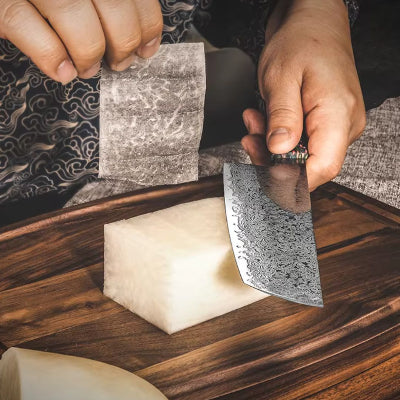 Couteaux-Japonais-Damas-feuille-de-papier