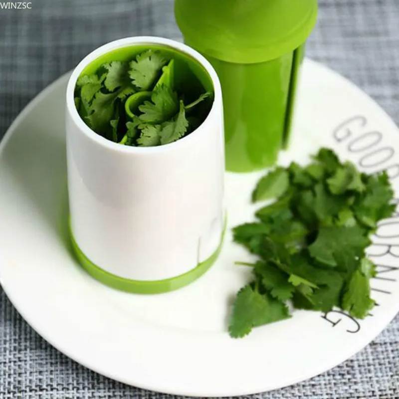 hachoir-a-fines-herbes-manuel