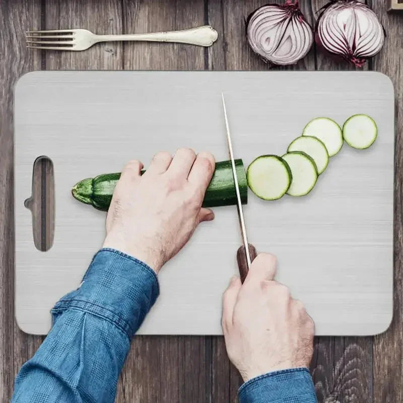 Planche à découper | en Titane - Cuisine Cadeau